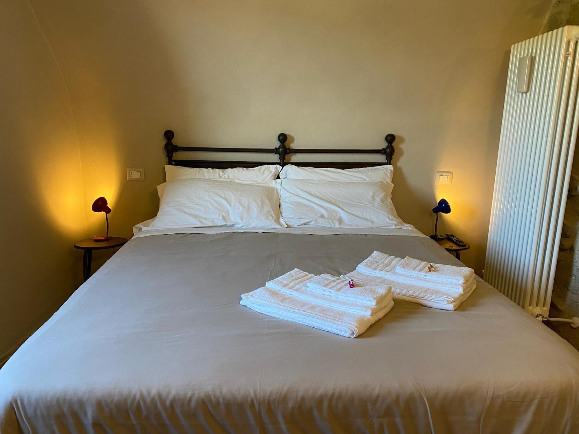 La Casa Medievale Suites E Spa Pontremoli Esterno foto