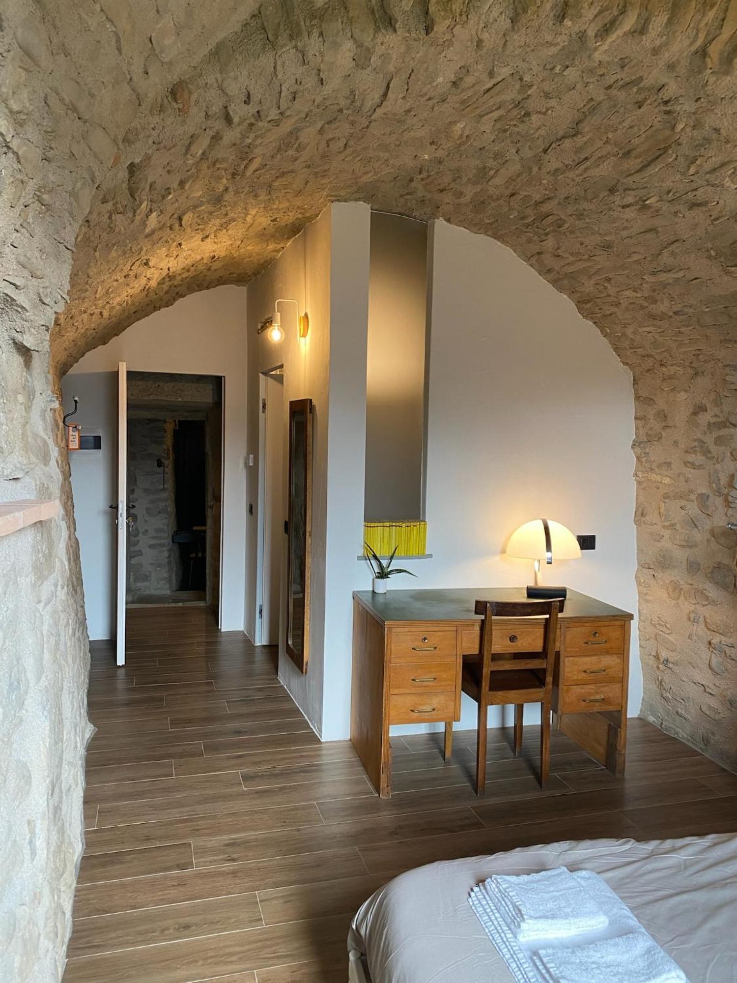 La Casa Medievale Suites E Spa Pontremoli Esterno foto