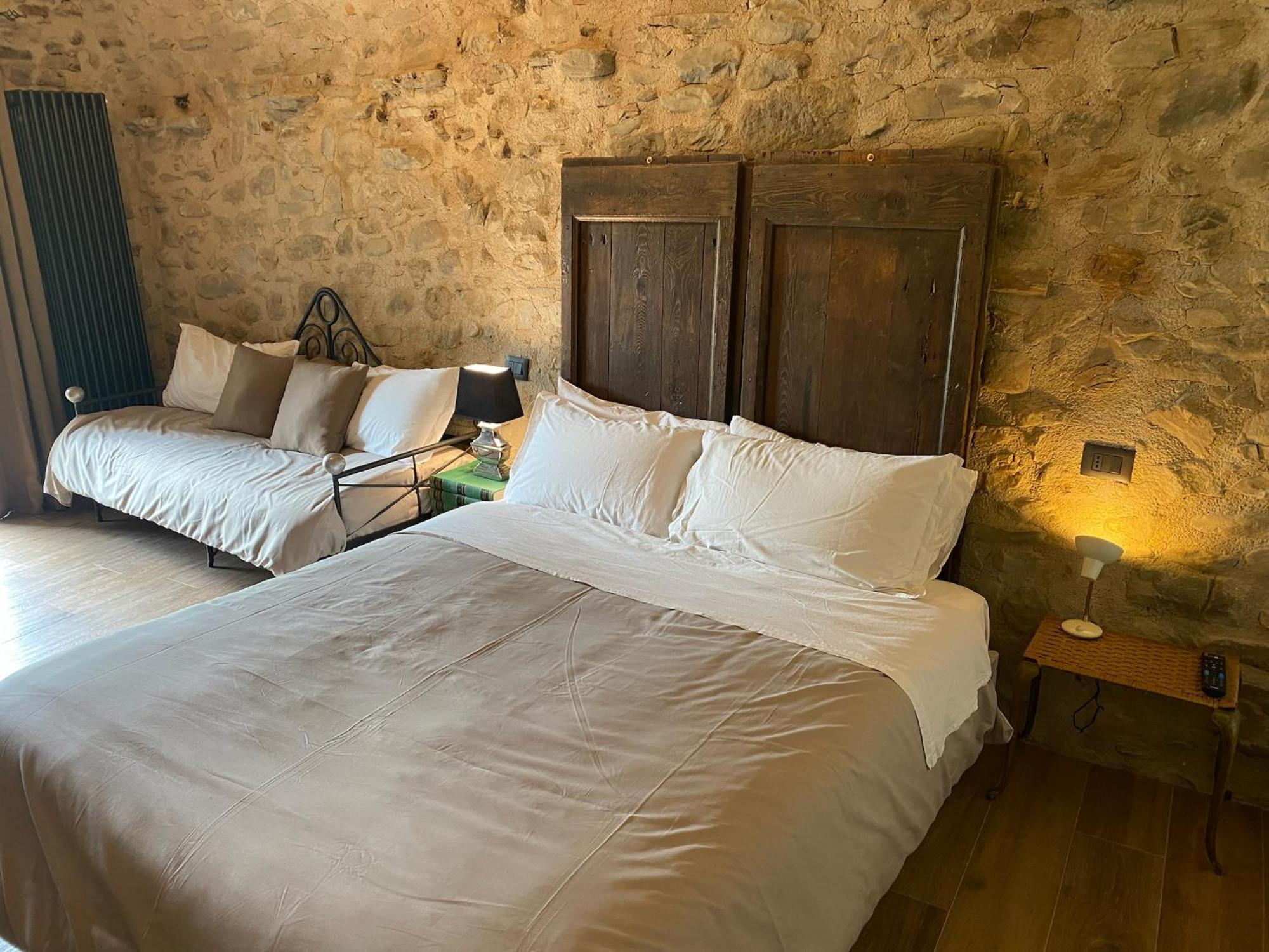 La Casa Medievale Suites E Spa Pontremoli Esterno foto