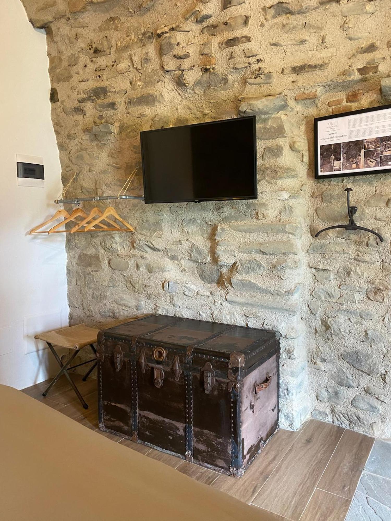 La Casa Medievale Suites E Spa Pontremoli Esterno foto