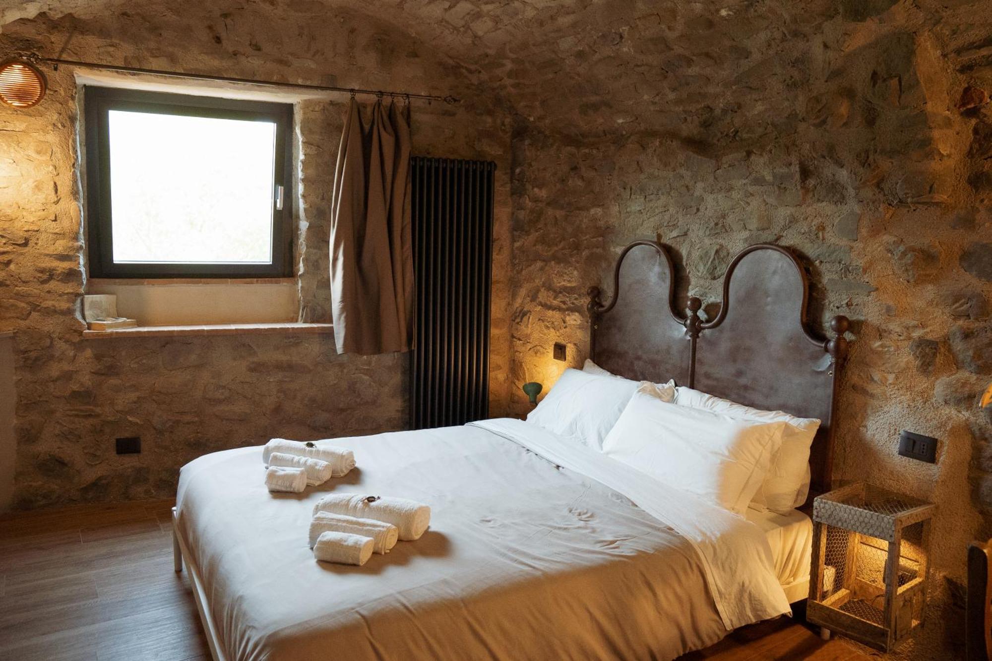 La Casa Medievale Suites E Spa Pontremoli Esterno foto