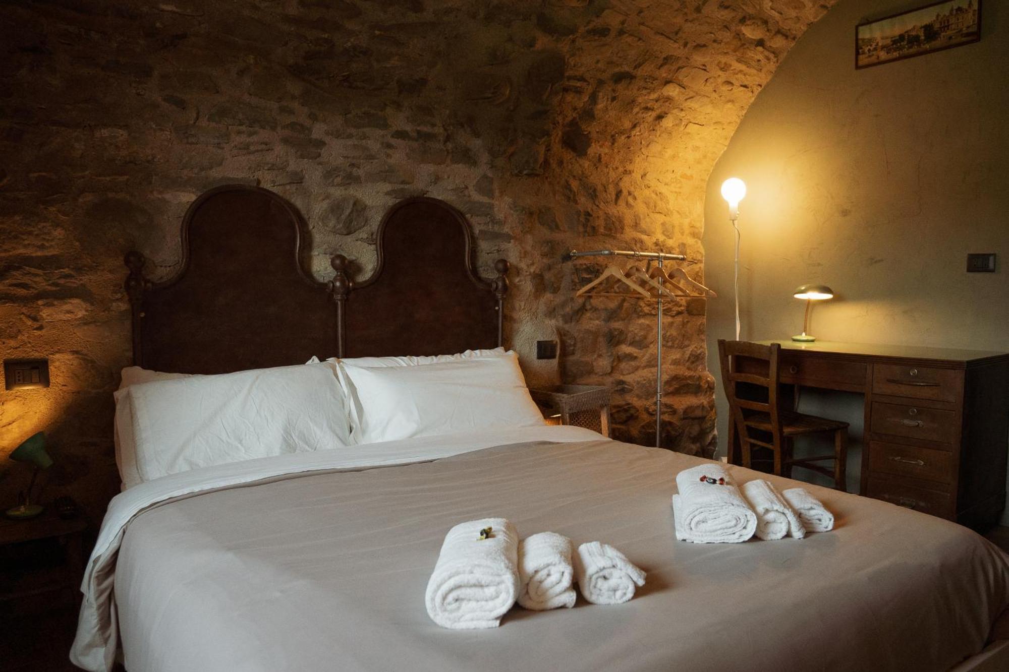 La Casa Medievale Suites E Spa Pontremoli Esterno foto